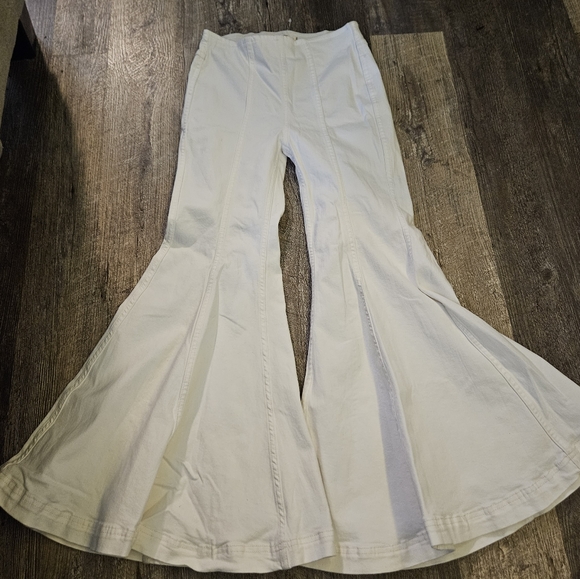 We the free cha cha crop bell with pants - Picture 2 of 7